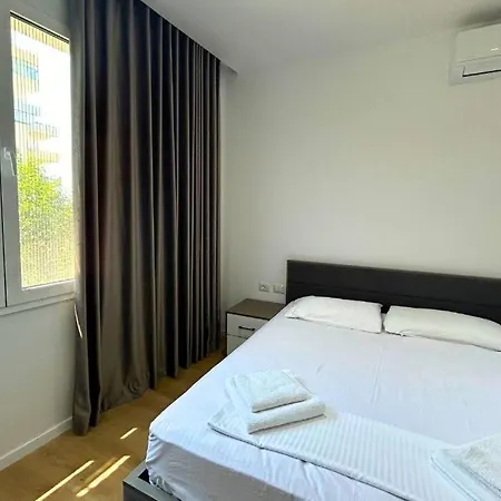 Malaj 2 Villa *